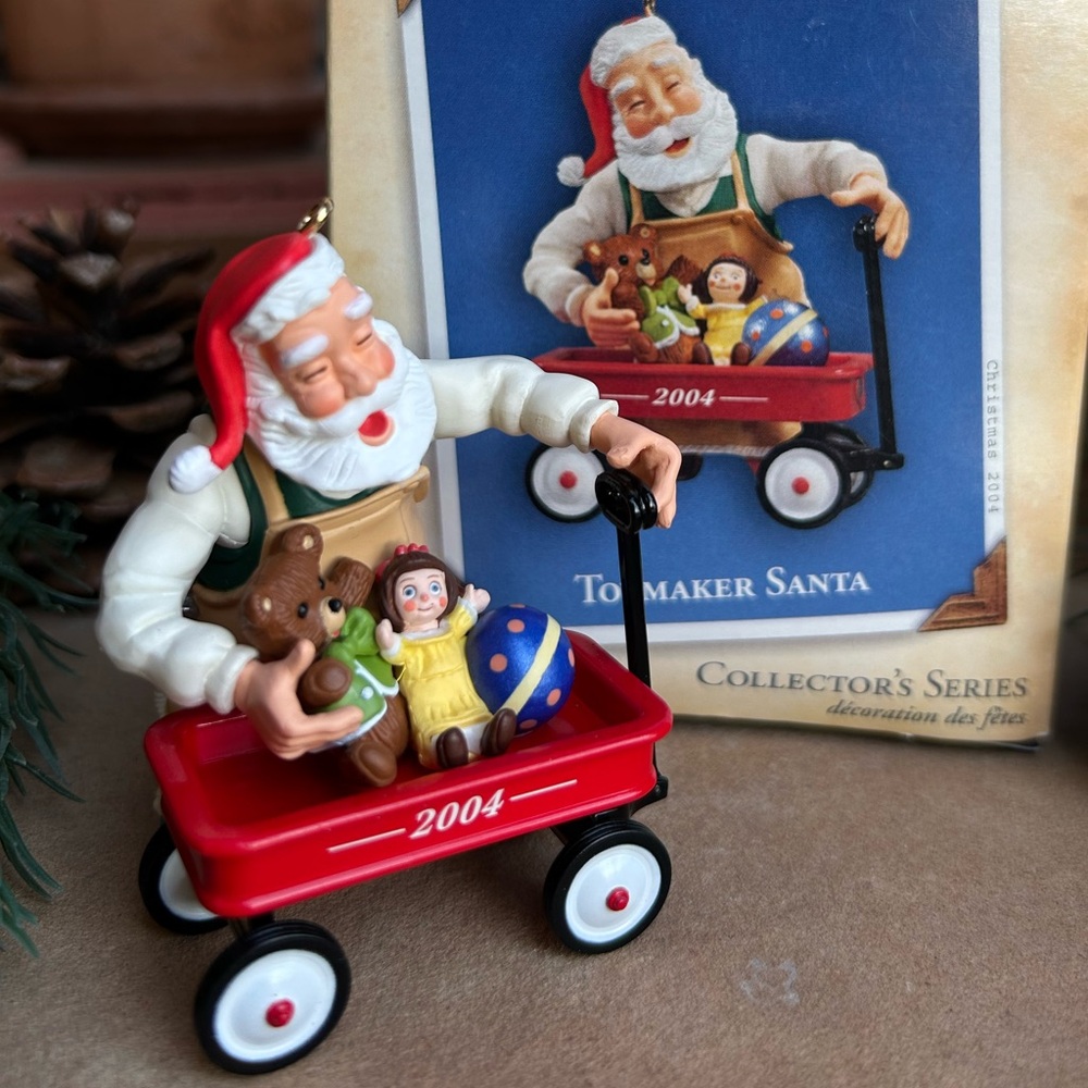 Hallmark Toymaker Santa Keepsake Ornament New in Box